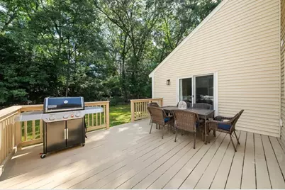 14 Dotty Ann Dr, Framingham, MA 01701 - Photo 15