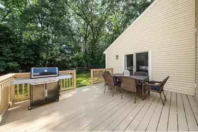 14 Dotty Ann Dr, Framingham, MA 01701 - Photo 15
