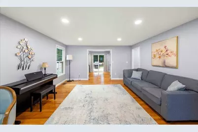 14 Dotty Ann Dr, Framingham, MA 01701 - Photo 13