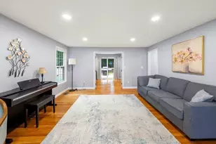 14 Dotty Ann Dr, Framingham, MA 01701 - Photo 13