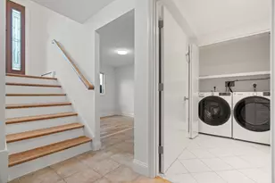 31 Phillips Cir, Waltham, MA 02452 - Photo 37