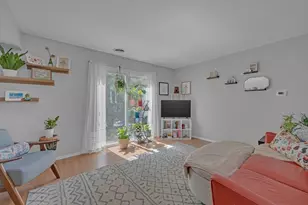 8 Crestview Dr, Spencer, MA 01562 - Photo 3