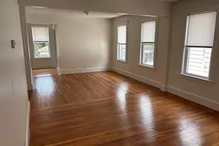 251 Brown St, Waltham, MA 02453 - Photo 5