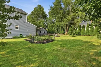 76 Whitlow St, New Bedford, MA 02740 - Photo 21