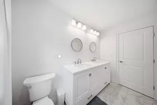 35 Milford St, Medway, MA 02053 - Photo 11