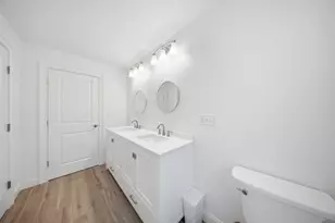 35 Milford St, Medway, MA 02053 - Photo 15