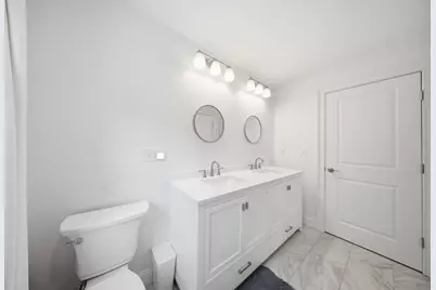 35 Milford St, Medway, MA 02053 - Photo 11
