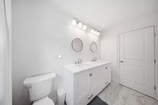 35 Milford St, Medway, MA 02053 - Photo 11
