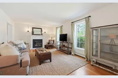 75 Bald Eagle Rd, Weymouth, MA 02190 - Photo 3
