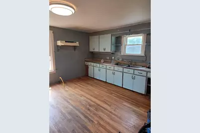 21 Mount Guyot St, North Brookfield, MA 01535 - Photo 5