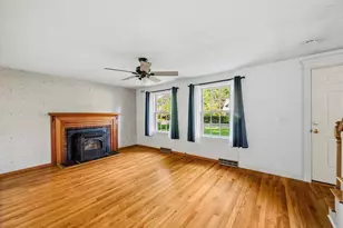 207 Valley St, Pembroke, MA 02359 - Photo 5