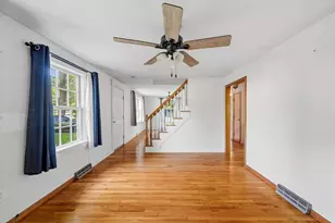 207 Valley St, Pembroke, MA 02359 - Photo 7