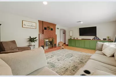663 Orchard St, Raynham, MA 02767 - Photo 5