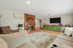 663 Orchard St, Raynham, MA 02767 - Photo 5