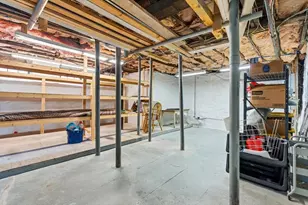 201 Nesmith St, Lowell, MA 01852 - Photo 33
