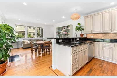 24 Custer St #1, Boston, MA 02130 - Photo 7