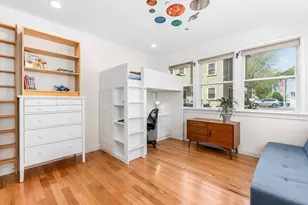 24 Custer St, Boston, MA 02130 - Photo 13