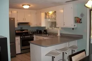 62 Frederick St, Dracut, MA 01826 - Photo 3