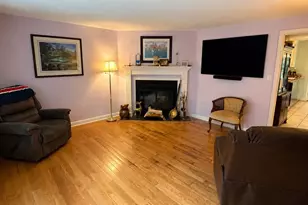 62 Frederick St, Dracut, MA 01826 - Photo 5