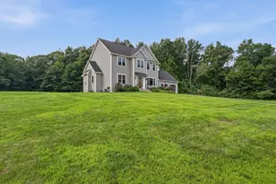 277 Yew St, Douglas, MA 01516 - Photo 3