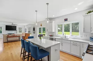 277 Yew St, Douglas, MA 01516 - Photo 9