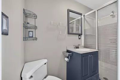 18 Henry St, Everett, MA 02149 - Photo 9