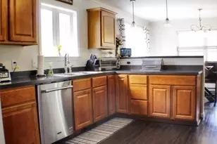 19 Chipman St, Clinton, MA 01510 - Photo 3
