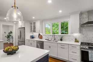 8 Manitoba Rd, Newton, MA 02468 - Photo 7