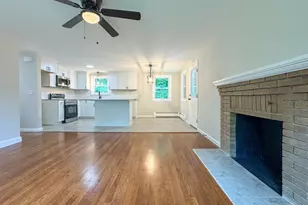 13 Center St, Medway, MA 02053 - Photo 15