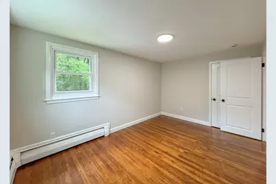 13 Center St, Medway, MA 02053 - Photo 23
