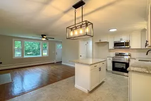 13 Center St, Medway, MA 02053 - Photo 7