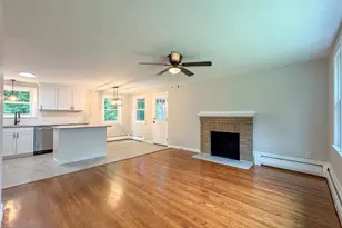 13 Center St, Medway, MA 02053 - Photo 13