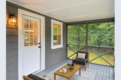 13 Center St, Medway, MA 02053 - Photo 23
