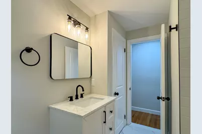 13 Center St, Medway, MA 02053 - Photo 19