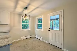 13 Center St, Medway, MA 02053 - Photo 11