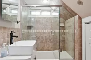75 Tioga St, Springfield, MA 01128 - Photo 23