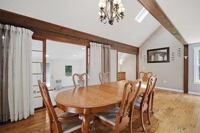 75 Tioga St, Springfield, MA 01128 - Photo 7