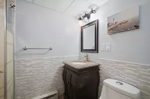 75 Tioga St, Springfield, MA 01128 - Photo 33