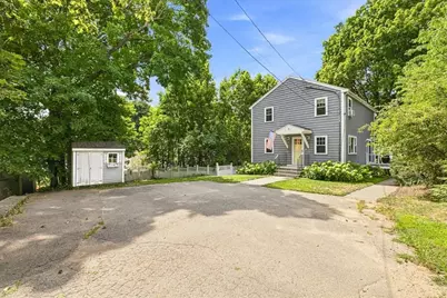 4 Commodore Ter, Boston, MA 02136 - Photo 3