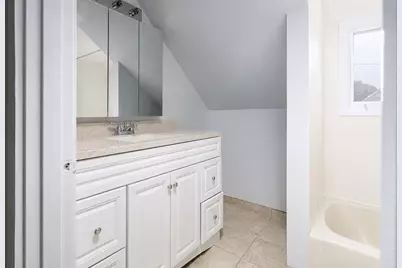 9 Lawrence St #1, Woburn, MA 01801 - Photo 19