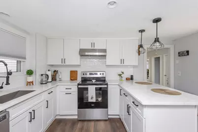 9 Lawrence St #1, Woburn, MA 01801 - Photo 5