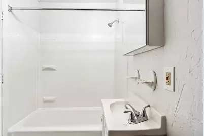 9 Lawrence St #1, Woburn, MA 01801 - Photo 17