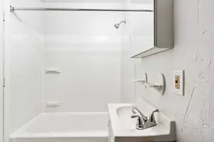 9 Lawrence St, Woburn, MA 01801 - Photo 17