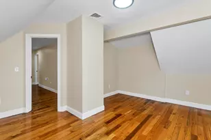 58 Euclid Ave, Springfield, MA 01108 - Photo 33