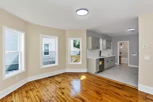 58 Euclid Ave, Springfield, MA 01108 - Photo 5