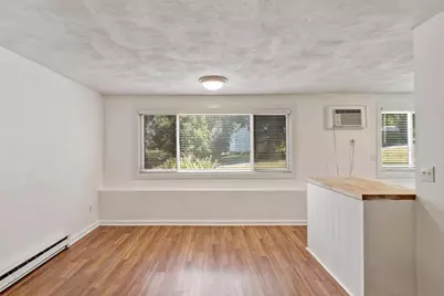 4 Glen Devin St #4, Amesbury, MA 01913 - Photo 7