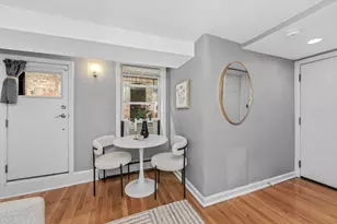 57 W Cedar St, Boston, MA 02114 - Photo 5