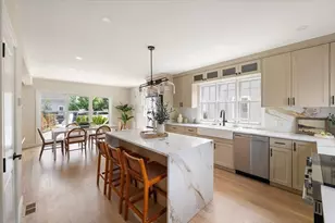 30 Shore St, Falmouth, MA 02540 - Photo 9