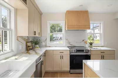 30 Shore St, Falmouth, MA 02540 - Photo 11