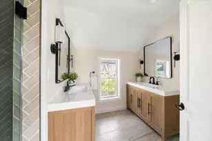 30 Shore St, Falmouth, MA 02540 - Photo 21